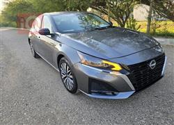 نیسان ئەلتیما